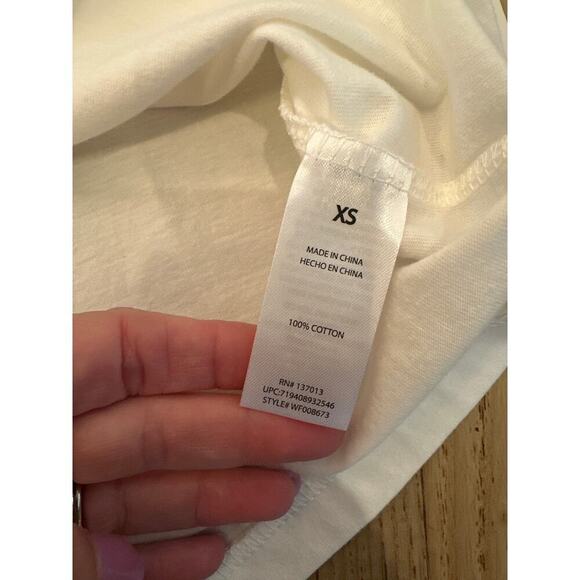 WildFox Jamie Mademoiselle Tshirt boxy fit Womens XSmall NWT - Picture 6 of 6